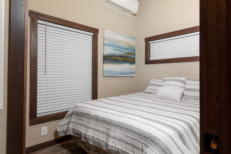 7-LS-118_Cumberland_Bedroom2-Porch_Nov-2023_01_Web