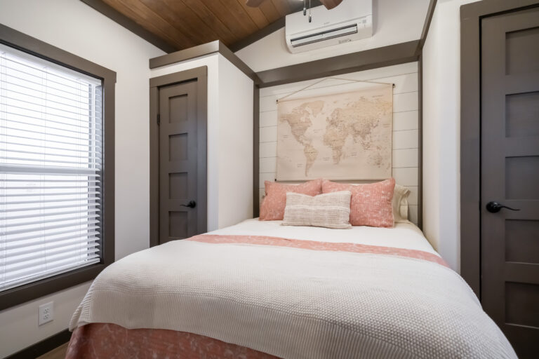 Clayton_Park_Models_49LS120 – Skyway_Jan_2026_Bedroom_3411-1