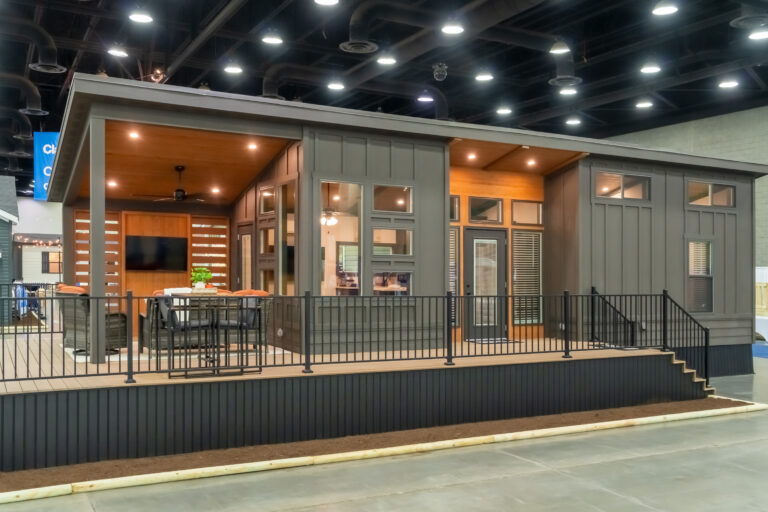 Clayton_Park_Models_49LS120 – Skyway_Jan_2026_Ext_1076-1