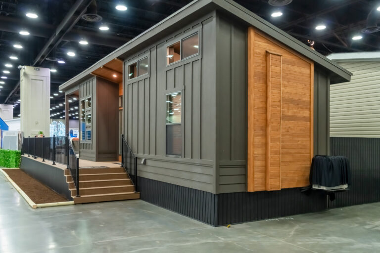 Clayton_Park_Models_49LS120 – Skyway_Jan_2026_Ext_1086-1