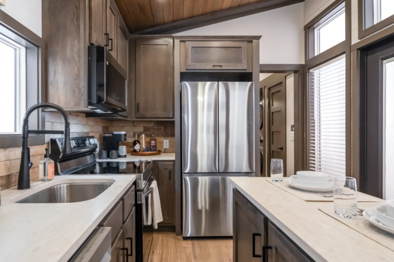 Clayton_Park_Models_49LS120 – Skyway_Jan_2026_Kit_3466-1