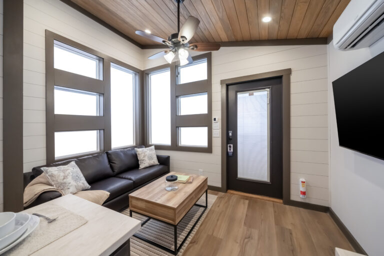 Clayton_Park_Models_49LS120 – Skyway_Jan_2026_Liv_3094-1