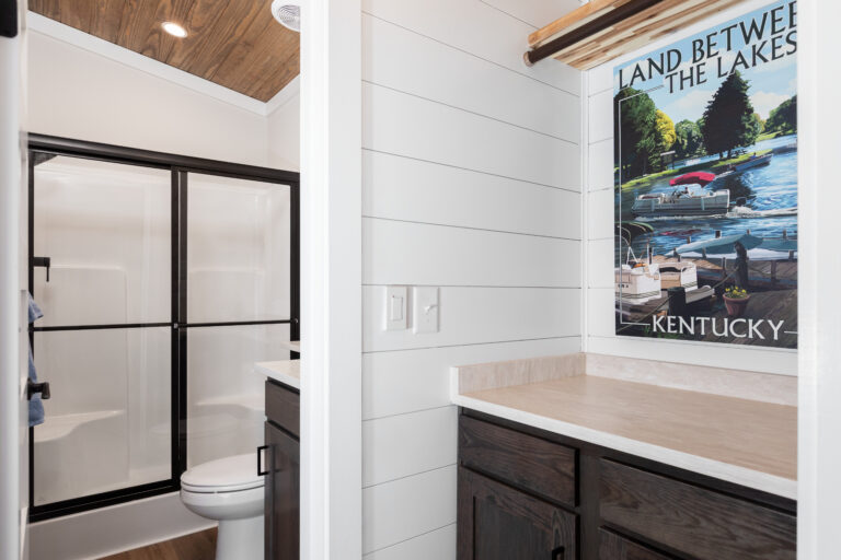 49121_Kinlock_Bathroom1_Nov-2026_02