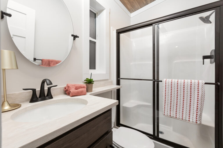 49121_Kinlock_Bathroom2_Nov-2026_01