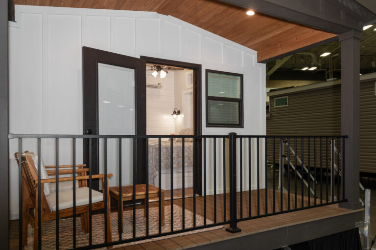 49121_Kinlock_Bedroom1-Porch_Nov-2026_01