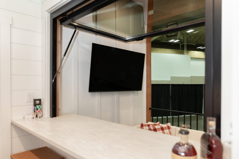 49121_Kinlock_Kitchen-Window-Open_Nov-2026_02